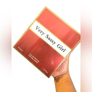Very Sassy Girl Eau de Parfum